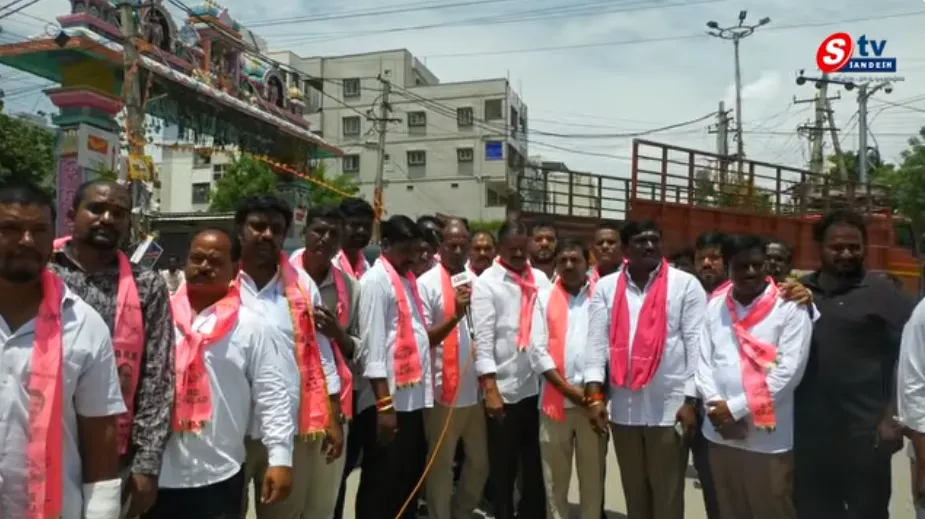 కొంపల్లి నుంచి నిజాంపేట్ వరకు బీఆర్ఎస్ ఆందోళనలు: కాంగ్రెస్ ప్రభుత్వ విధానాలపై తీవ్ర నిరసన!